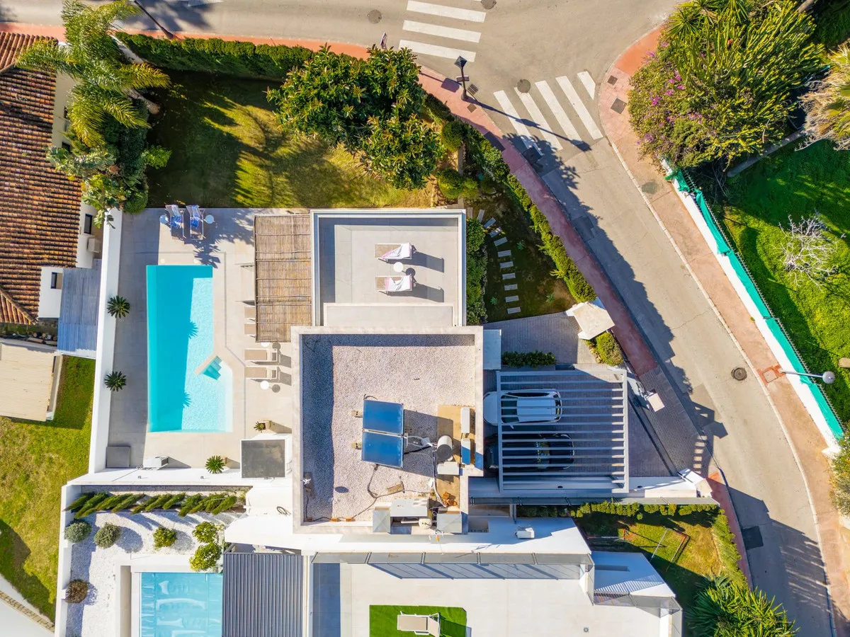 ee1d4261-8bcf-4e21-97d8-0cd1c8977819