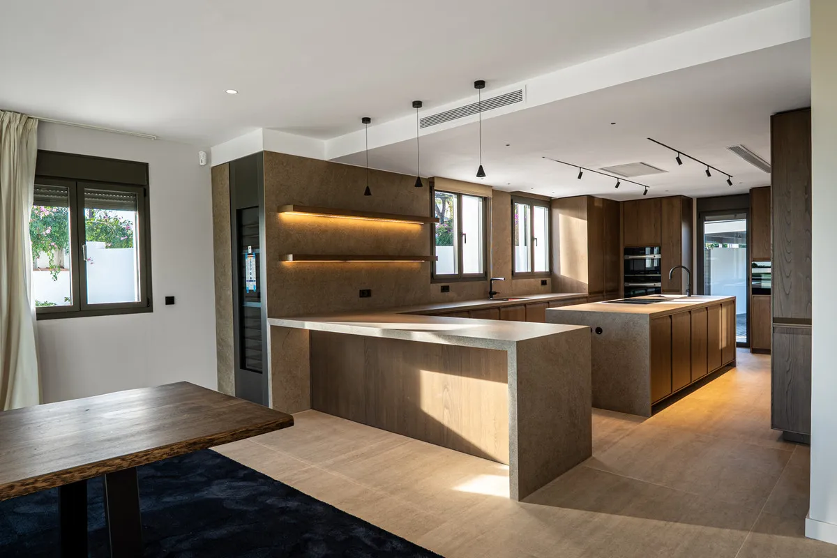 2658e1de-40b3-4af1-9aa3-be1295fd2917