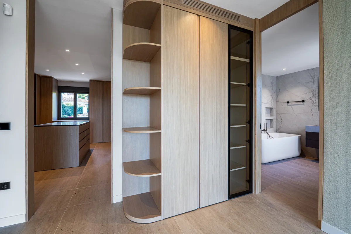 3ead635c-b136-4d4e-9c33-d822ac3a2d71