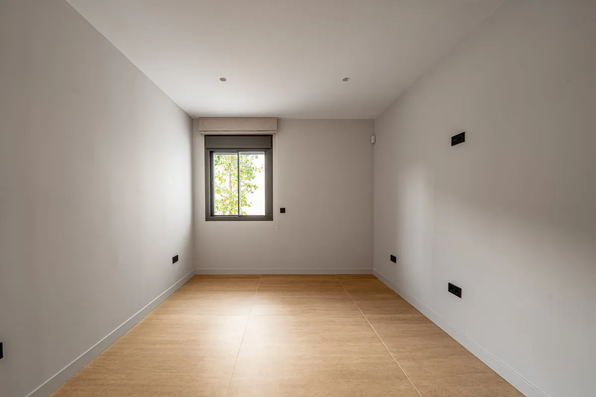 80b12783-63d5-40ed-80b9-236587449bb3