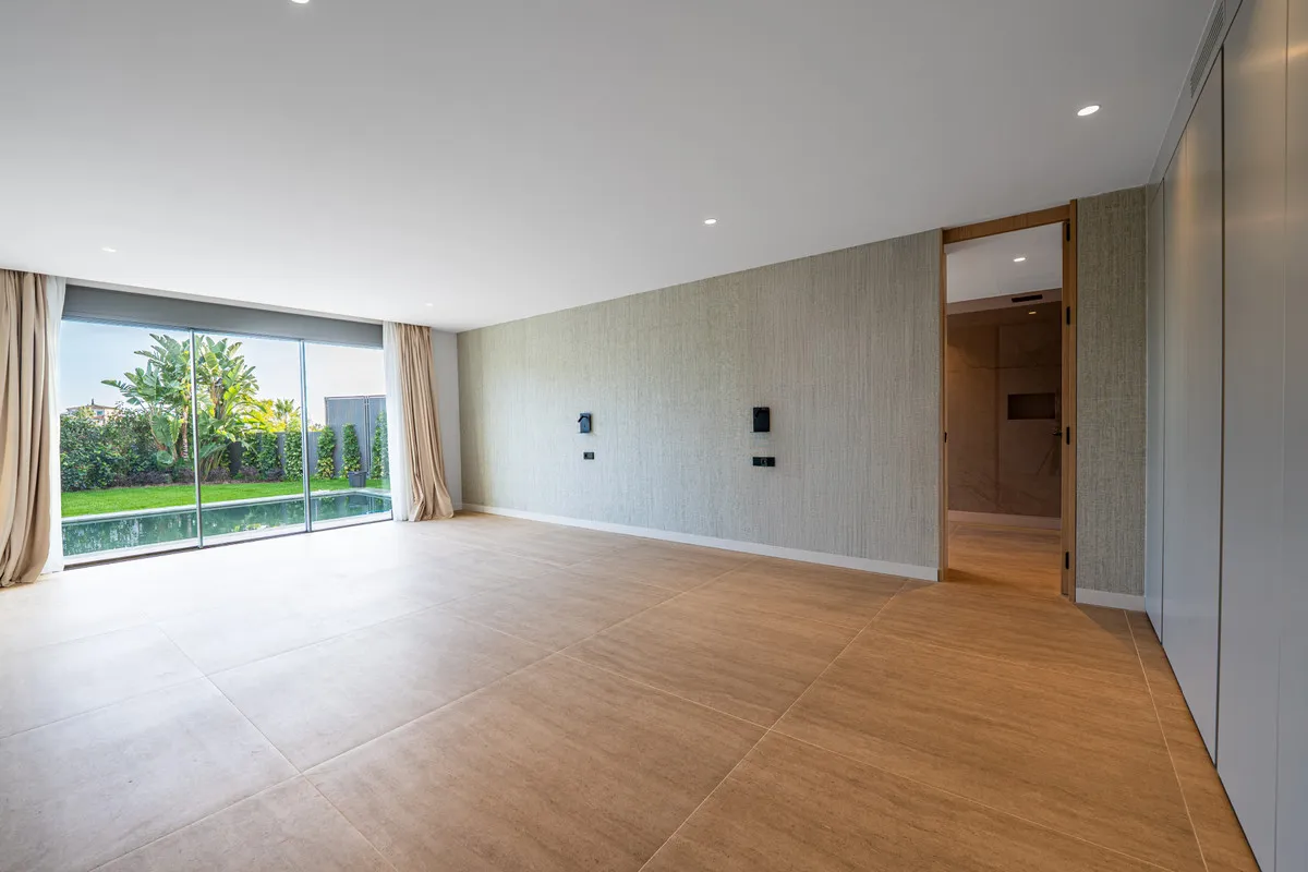 aa8d429f-3dc3-44d9-b34a-78eaca9bb1e1