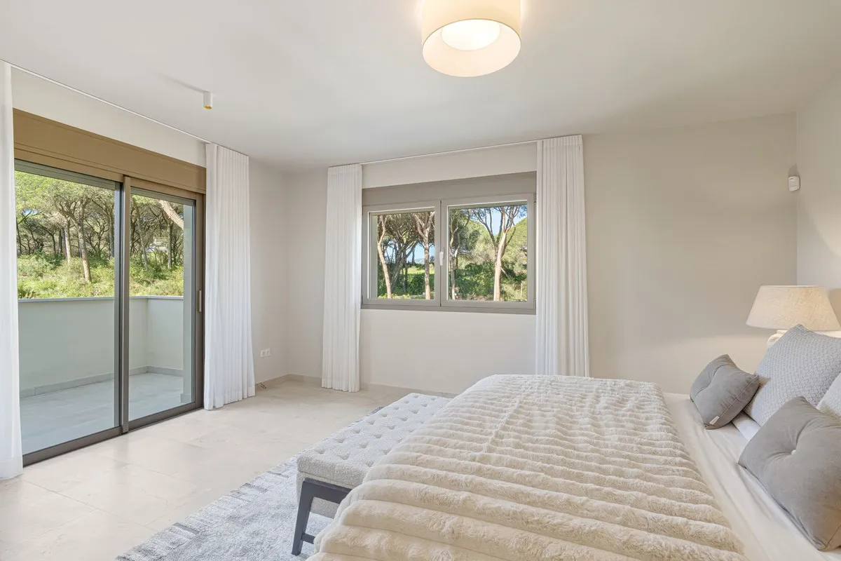 17d5b453-1fee-43b0-ab62-7a6e6659cef2