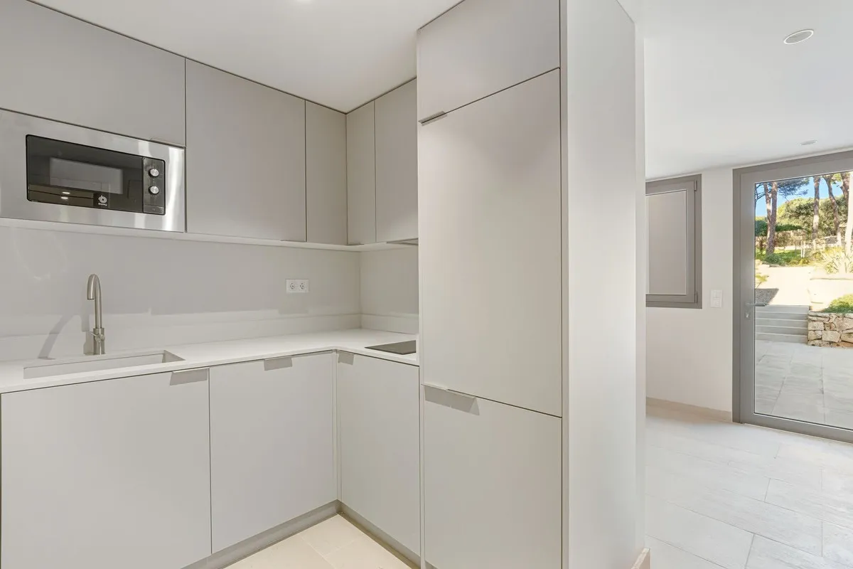 41a40ea8-9068-4f5d-9354-8b423e5934e8