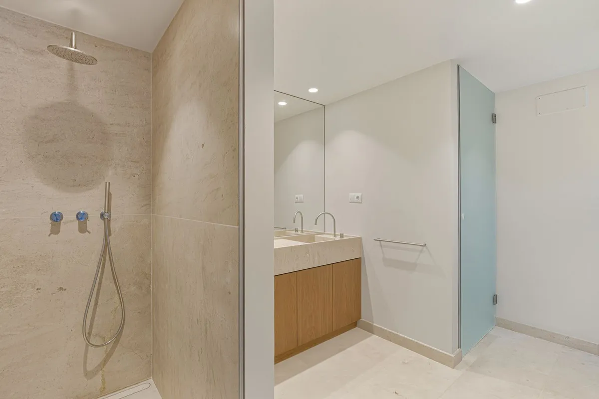 bdeac63b-4724-4903-b352-b7f52fc91200