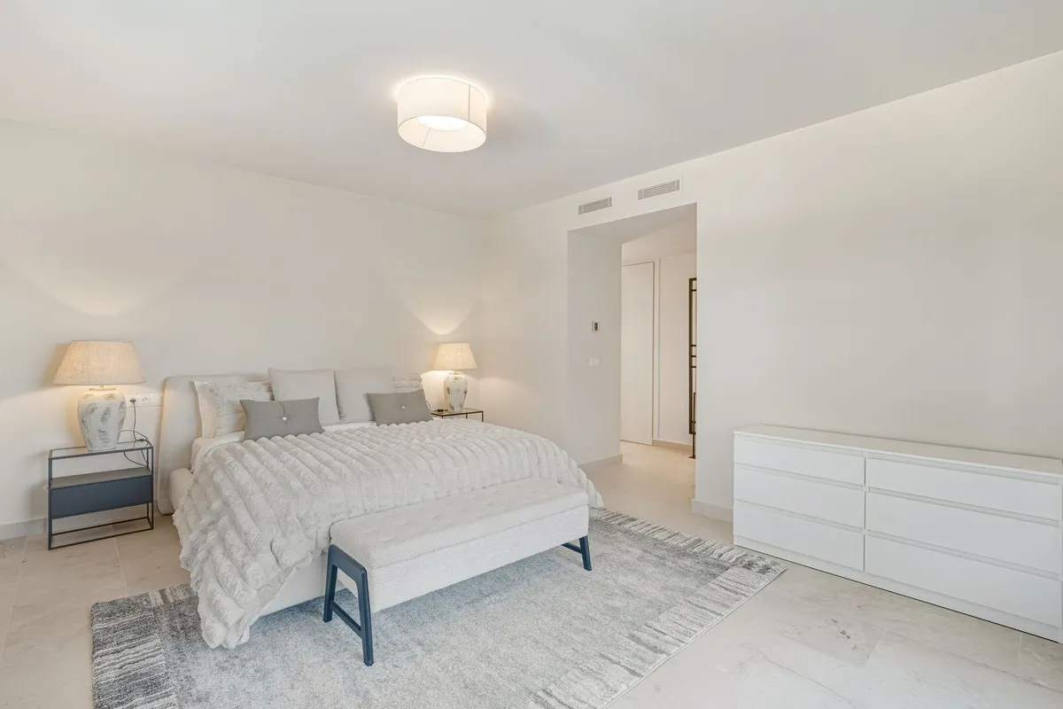 d1c88222-ba9d-438e-9c39-6e77f10fa9c0