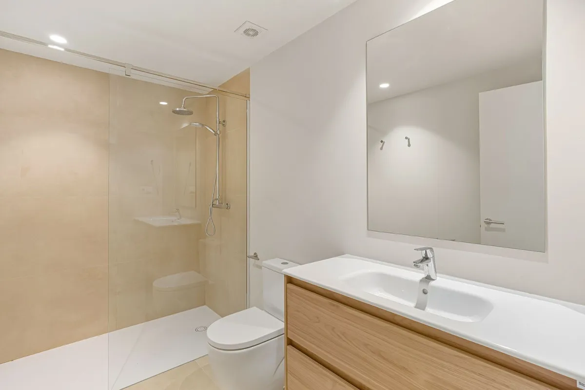 dbb8a1bd-9ed6-4474-9eeb-d0c125f6e004