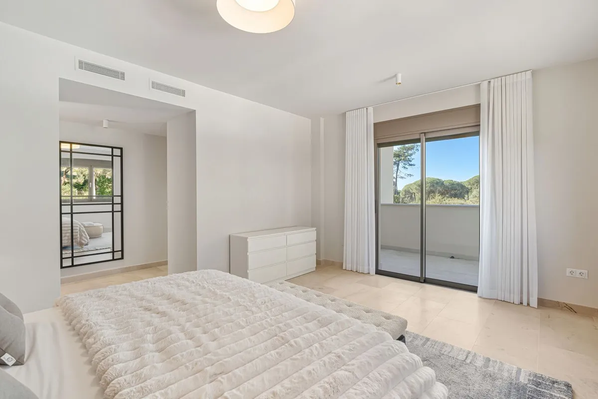 ffe833be-d9a7-4485-9f3f-96091e5ec649