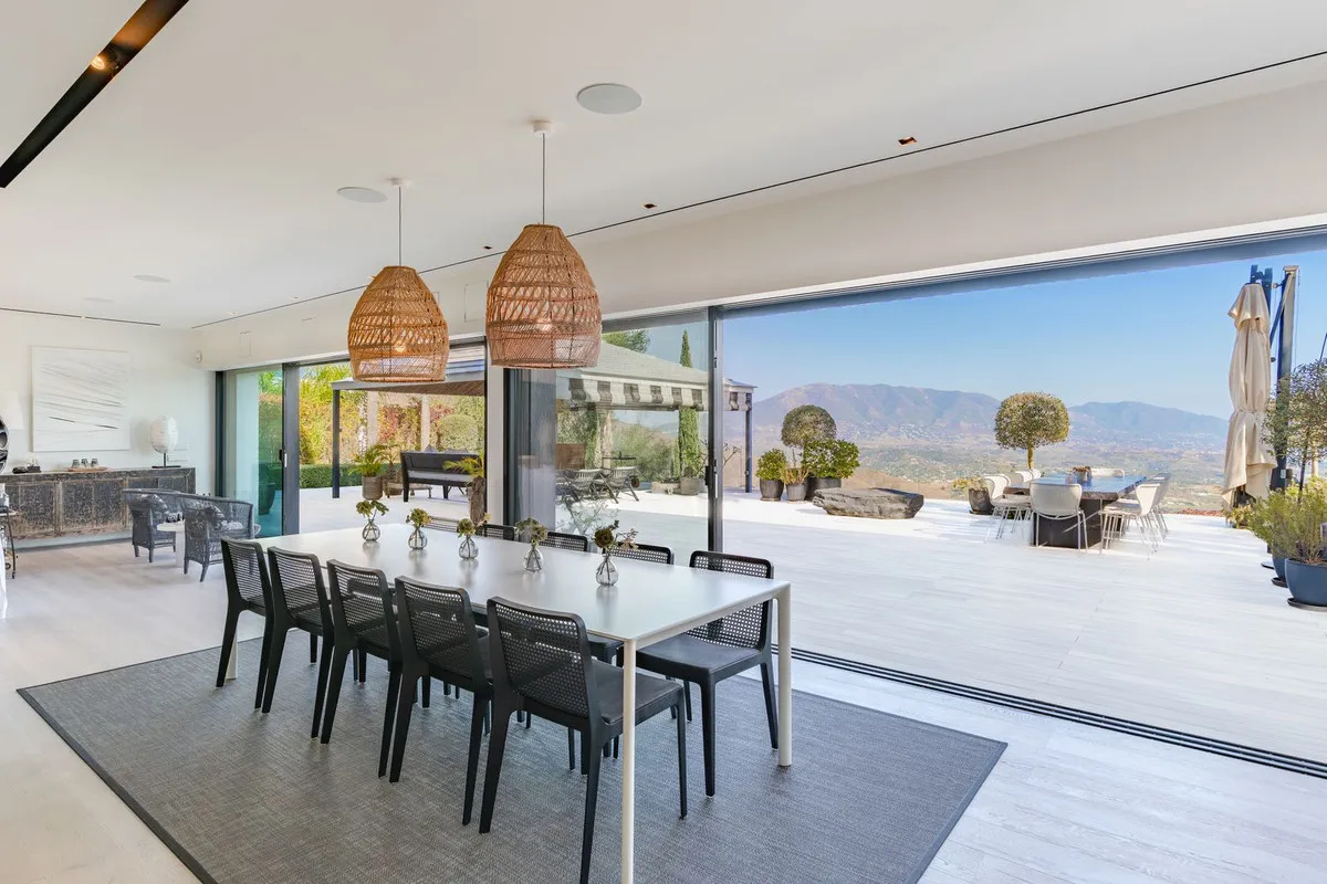 025885b6-5a12-4cfc-8474-d3af038b47f8