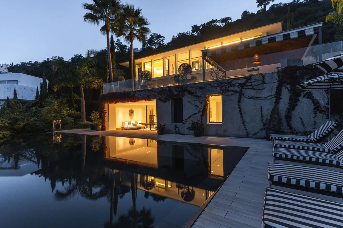 064a9e84-5967-4499-8b7c-202bc1555a98