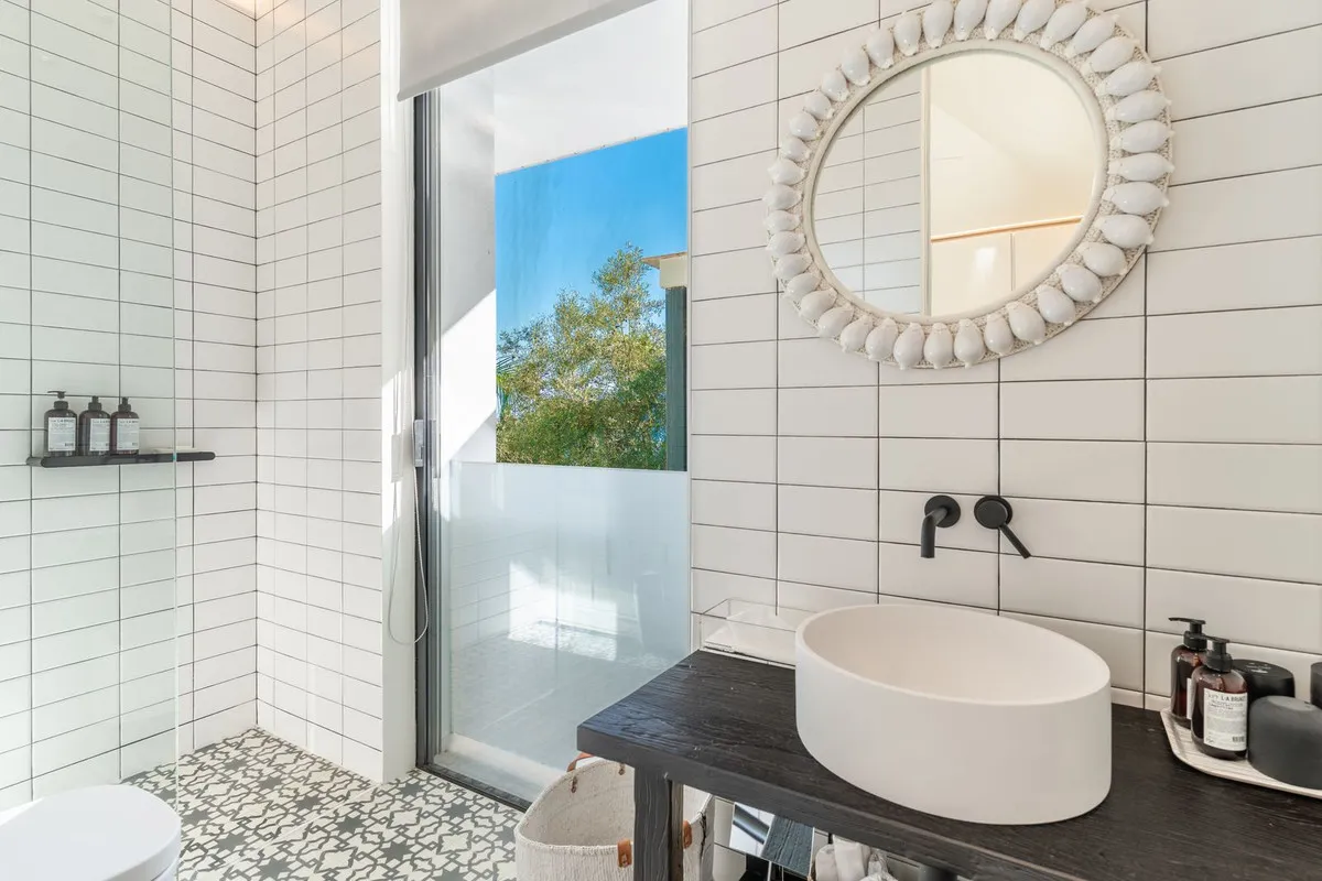 49e78d27-ab2a-4d0a-b667-64af44c7d0fc