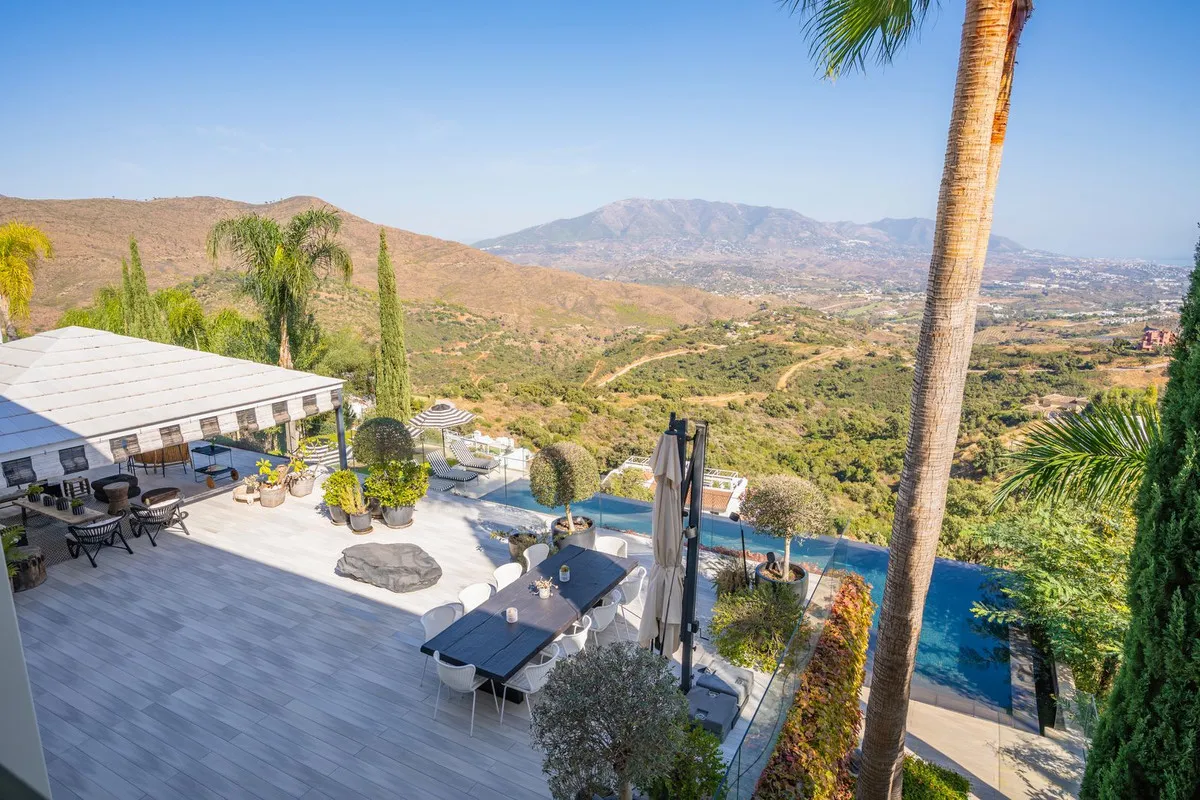 4a7175fa-90e6-4491-9e32-a785fc025d23