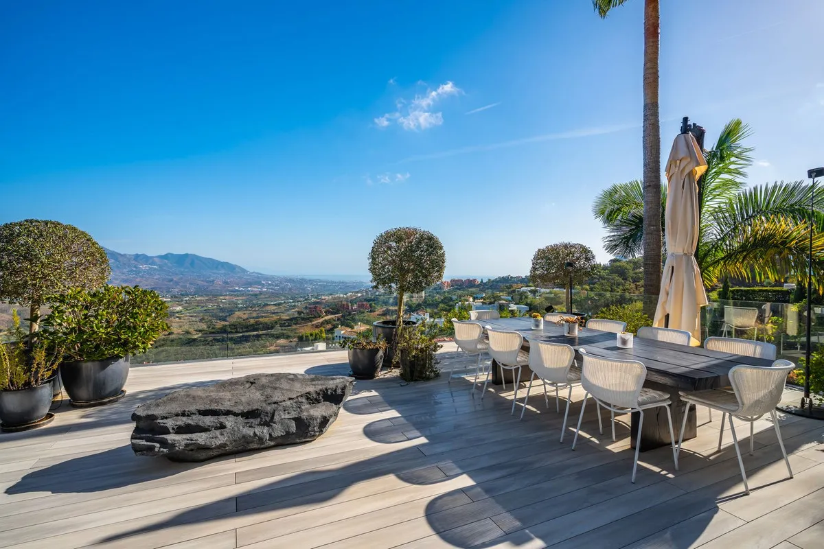 84abd006-22b7-4efa-a230-ae0e60516c79