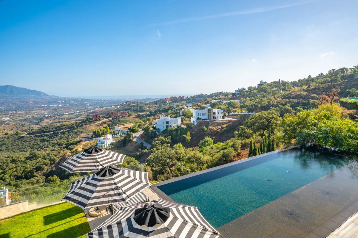 89c407f5-a41d-4295-8799-2ee4b265395f