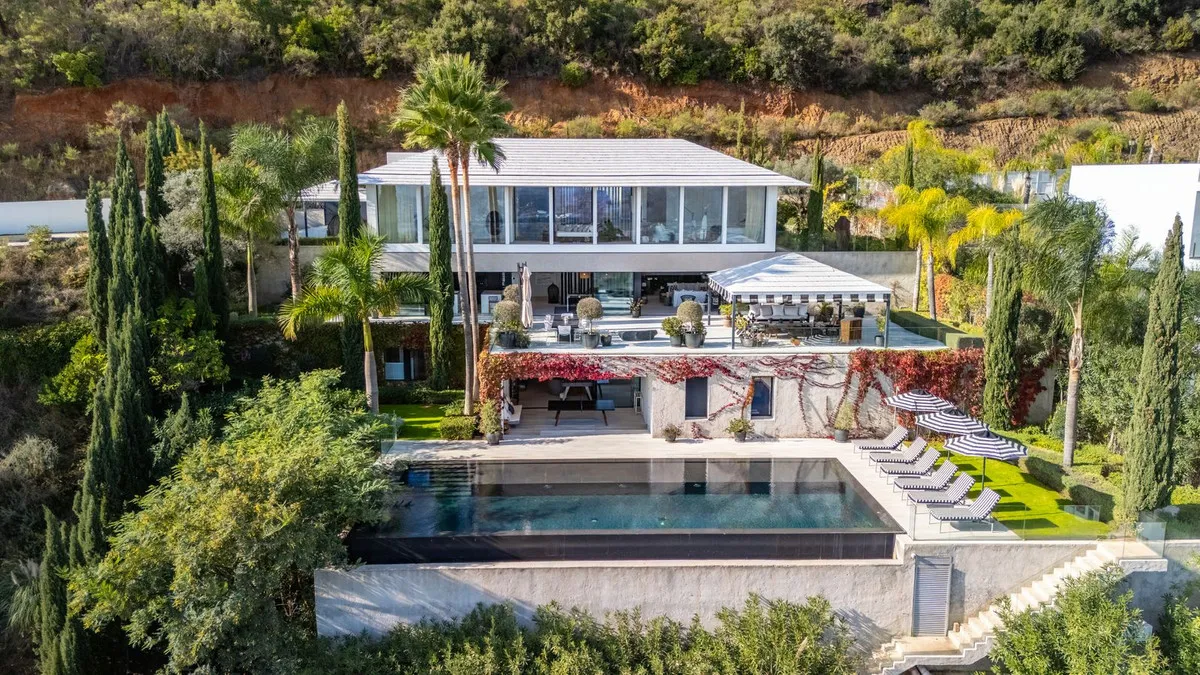 Panoramic Sea View Villa in Tranquil La Mairena