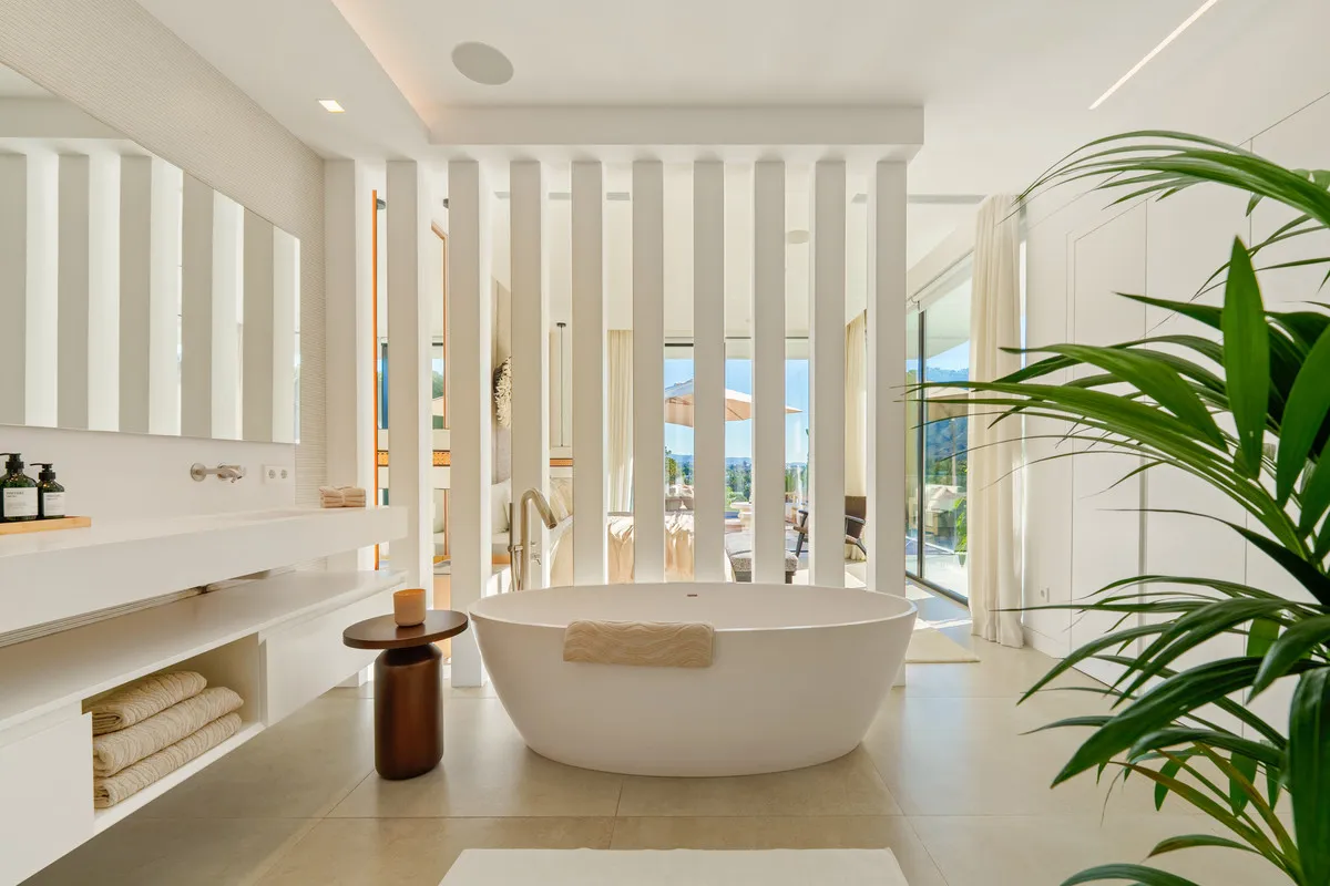 1e69bff4-5dc9-402a-8a72-ffa49263ef0a