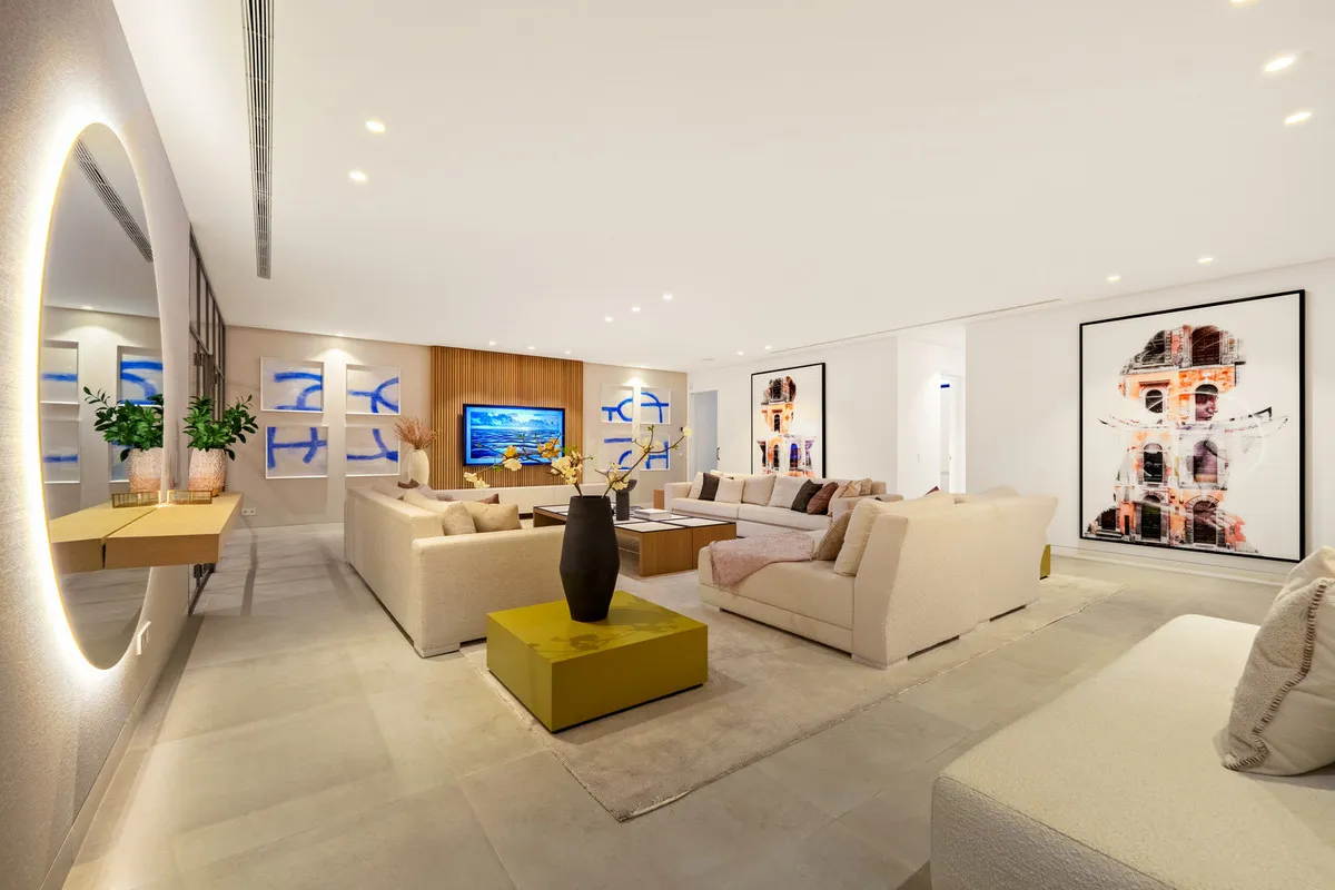 72ce71dd-98a9-482b-89aa-08b756df8bb3