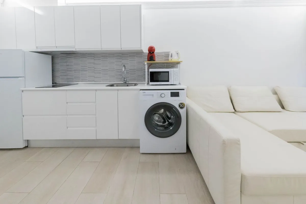 205082f6-aef9-47a6-a8c9-b73a31deb186