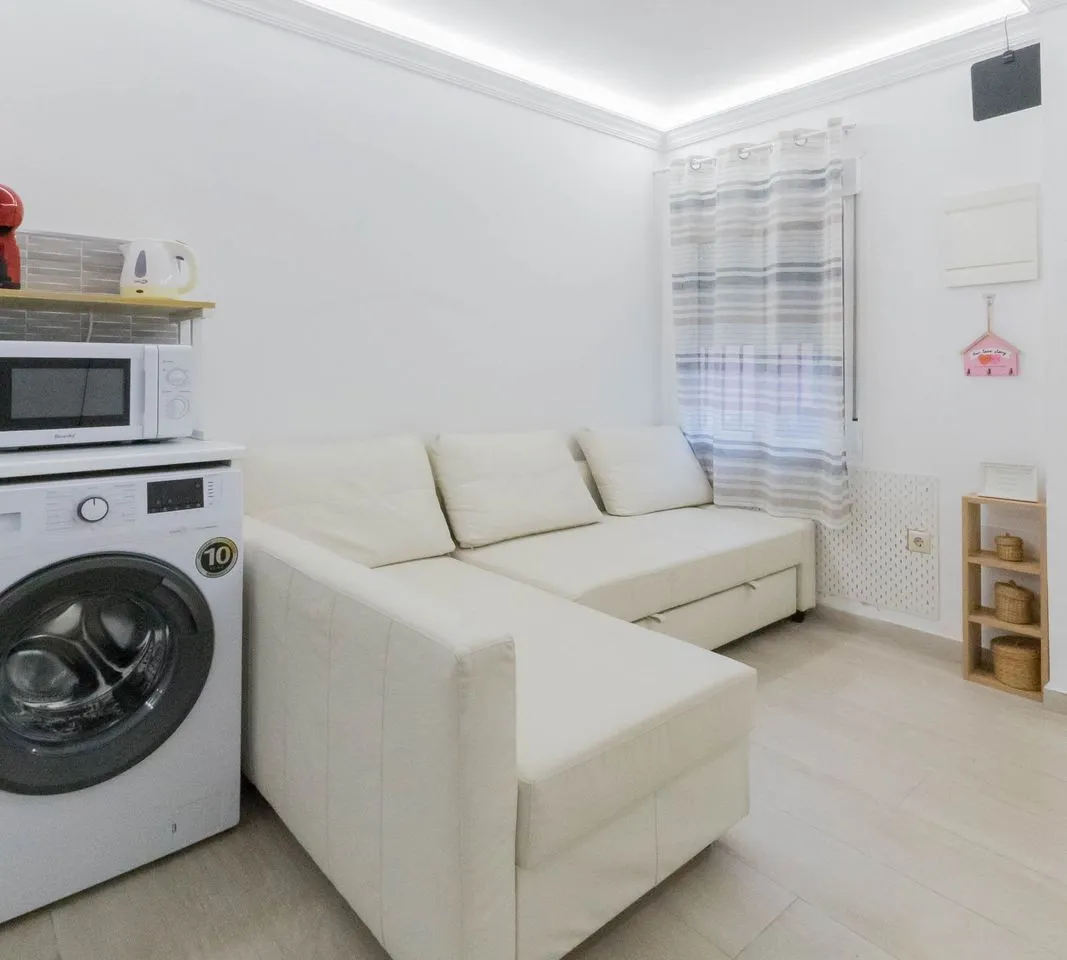 bd69d9f3-9435-40b0-9380-1c6aa4d7859e