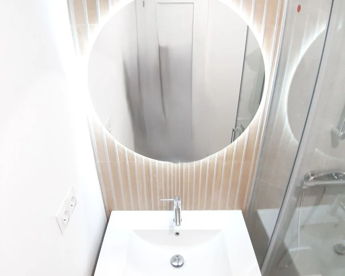 c5ce2634-3c6e-4621-aab0-69f9b0e6583e