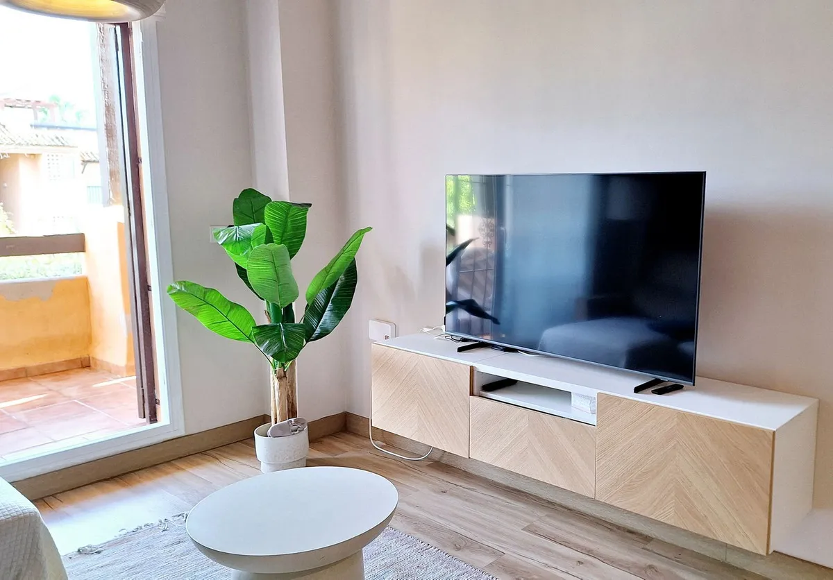 080688f4-27a8-4d0e-aade-70931a2893ea