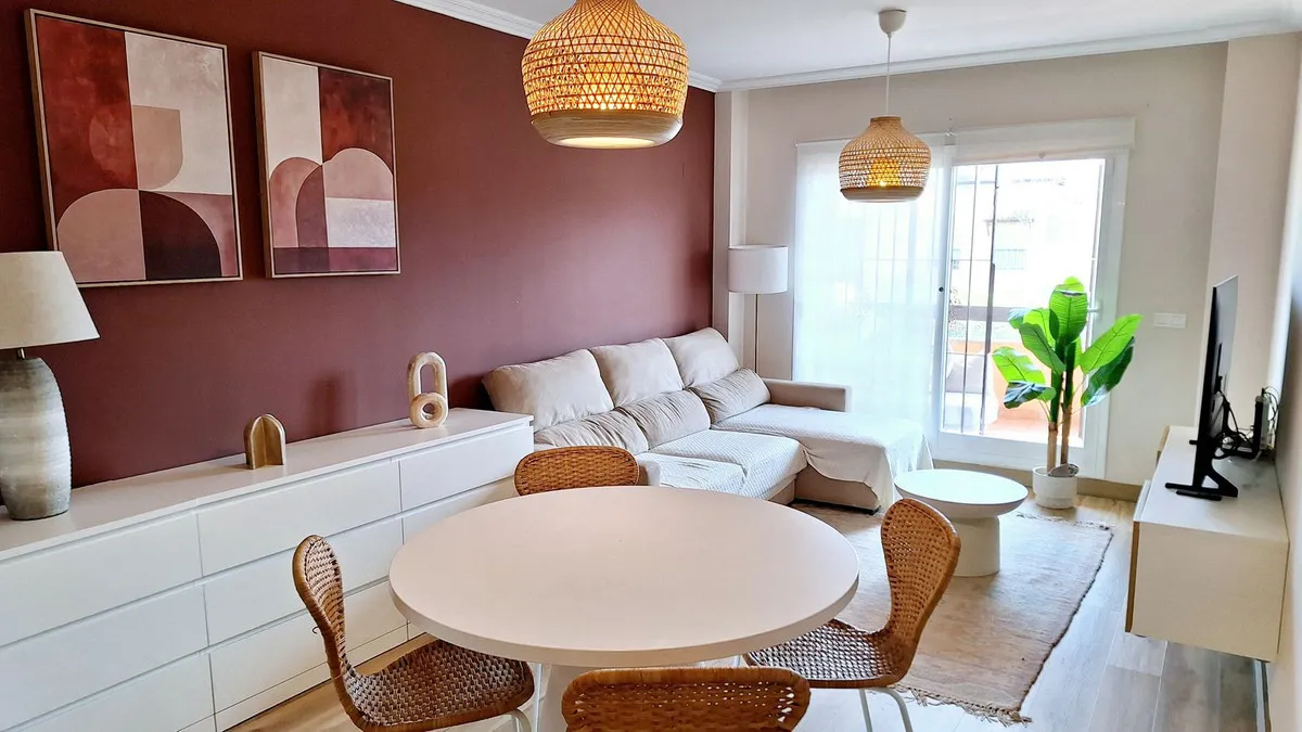 42aeed4f-12f6-4e7e-a4f7-91eeb135b854