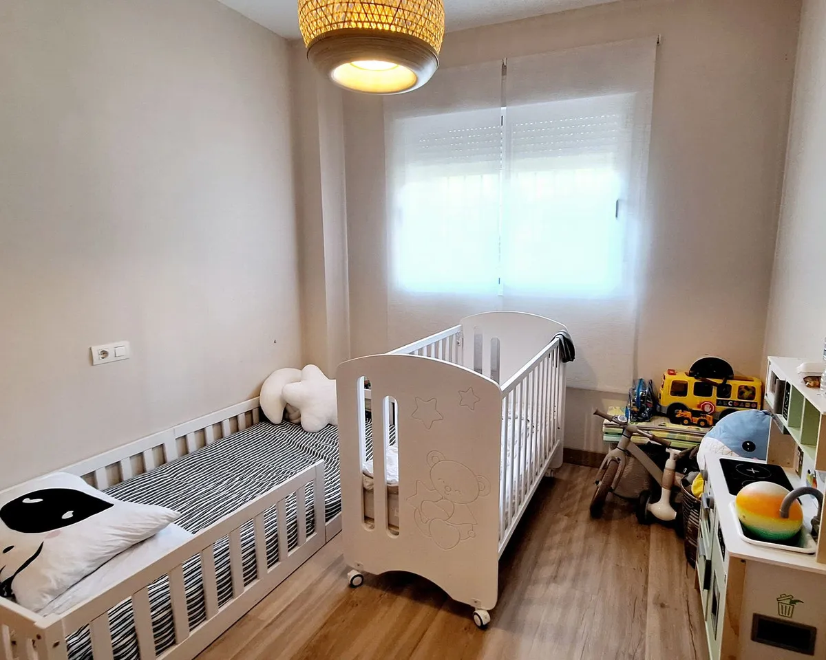 4bb06400-9751-4675-9d8e-6ff642828fcf