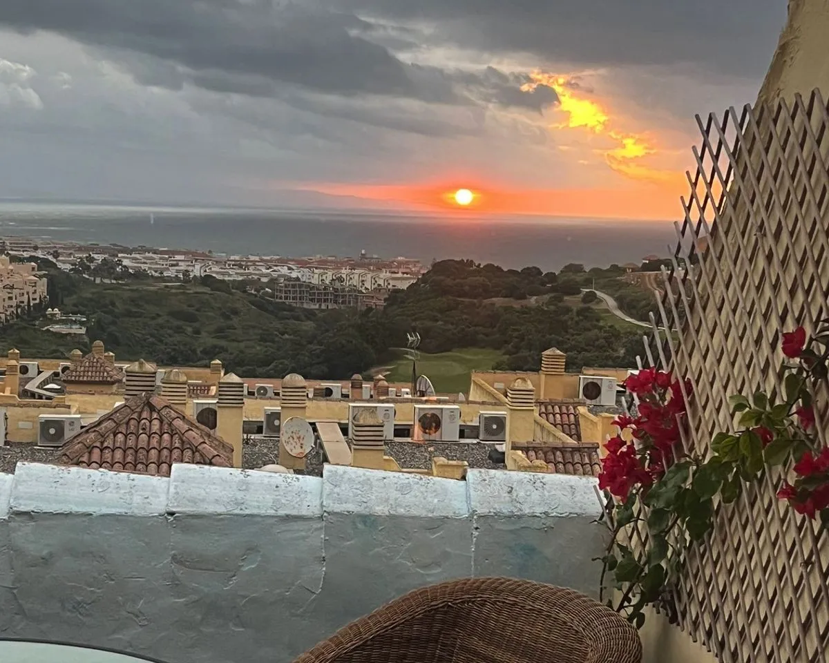 96d82c81-d566-46b4-b909-d50eae7d5ccc