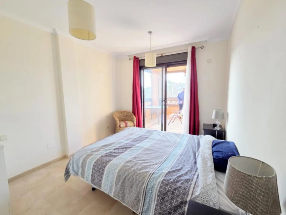 0df78066-7c8d-43e7-a782-1b7d185a3e28