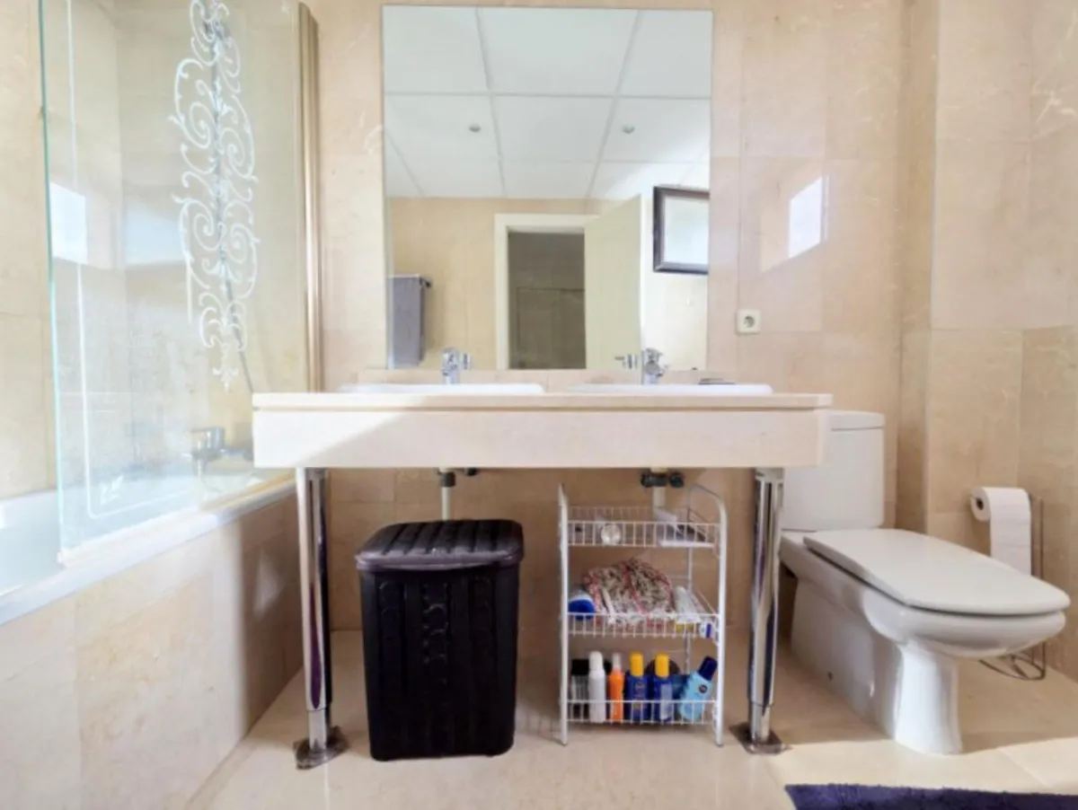 2136ae8f-0538-43ee-97b4-913c2f086888