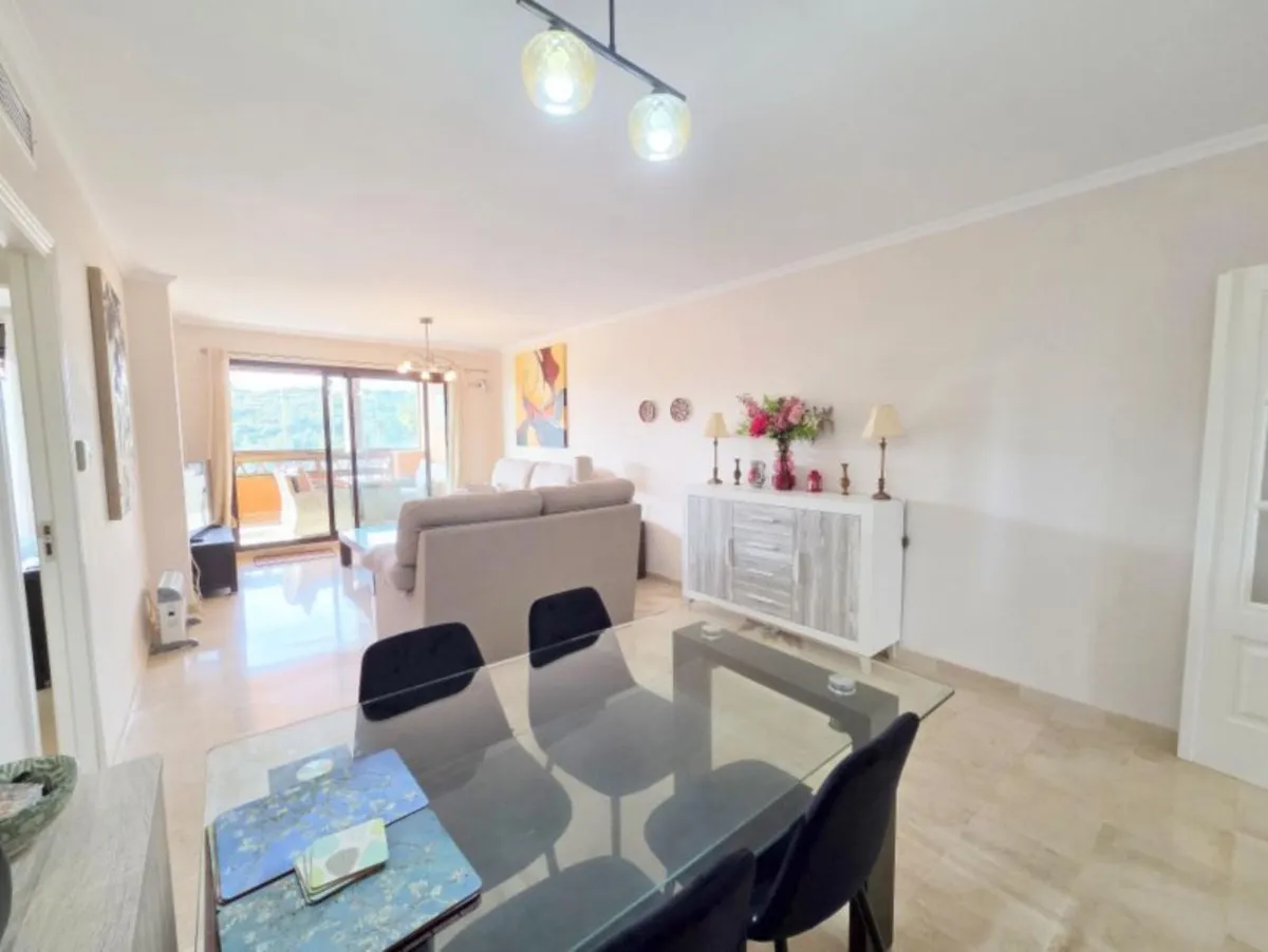 4e087ba3-a7c7-4df1-a9ae-d5a098d0f28b