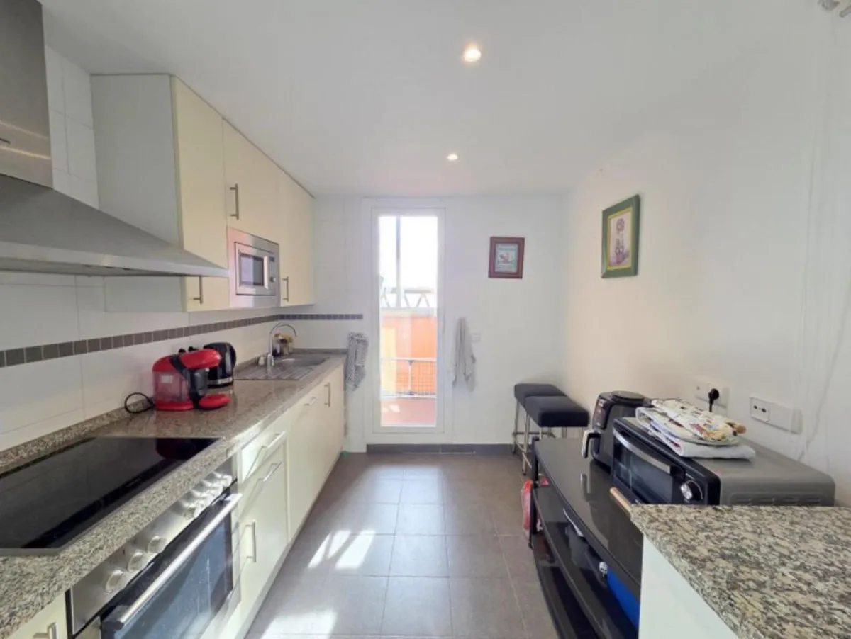 978d0ce1-17f0-4c54-b9c1-b9b39fe32f96