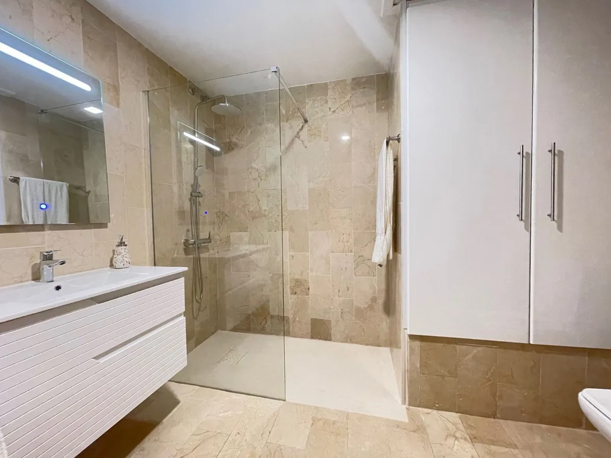 54c02149-8eba-4407-ba6b-c7b771068a9d