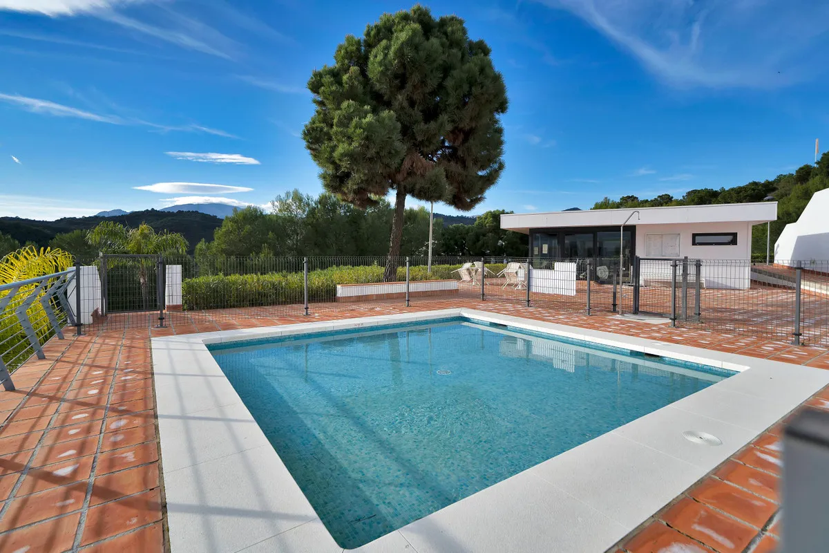 03891648-fd51-4a4f-a8bc-ae6862973626