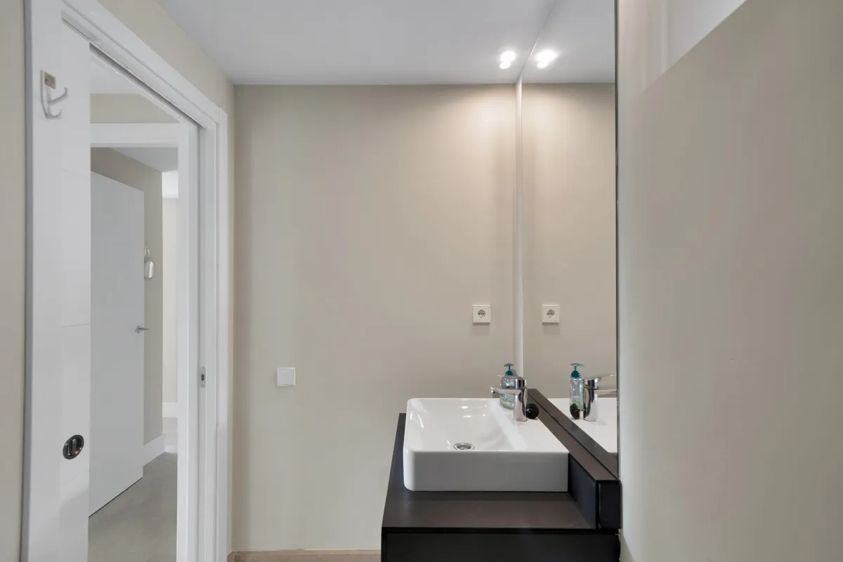 aaf88db0-fe7d-47ea-a696-276e5210a7e7