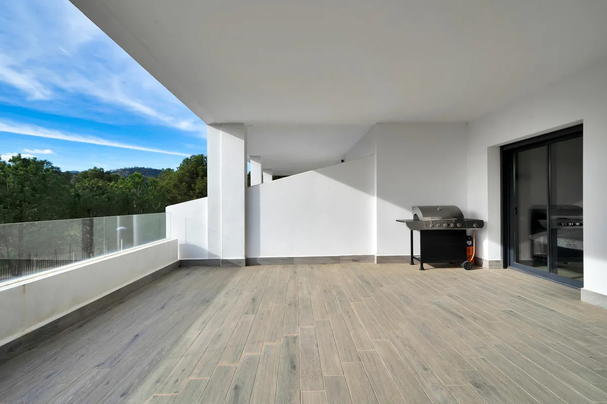 dbdb537c-0e98-4e1e-93d8-cd22c7b27253