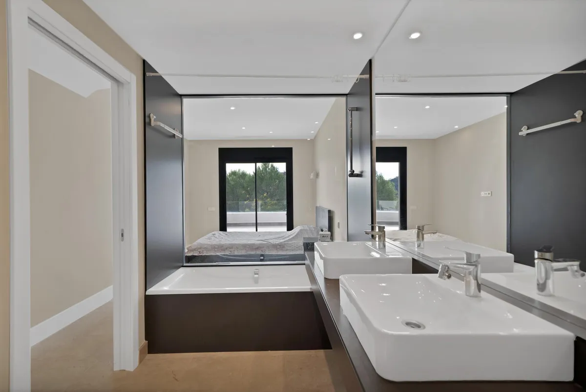 f72d48d6-7a6a-4209-8309-df77df3ef9e6