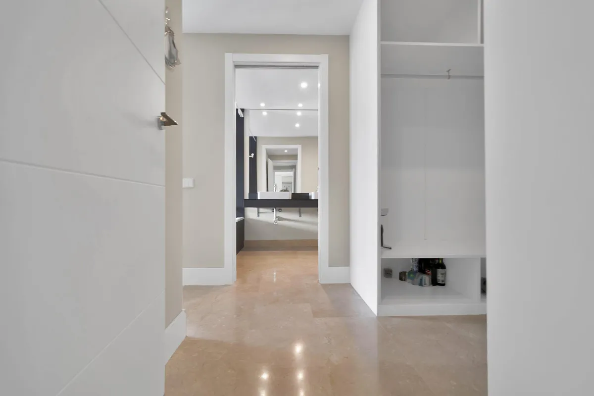 ff59374d-52d6-439a-8adb-0b2f8e16f2b0