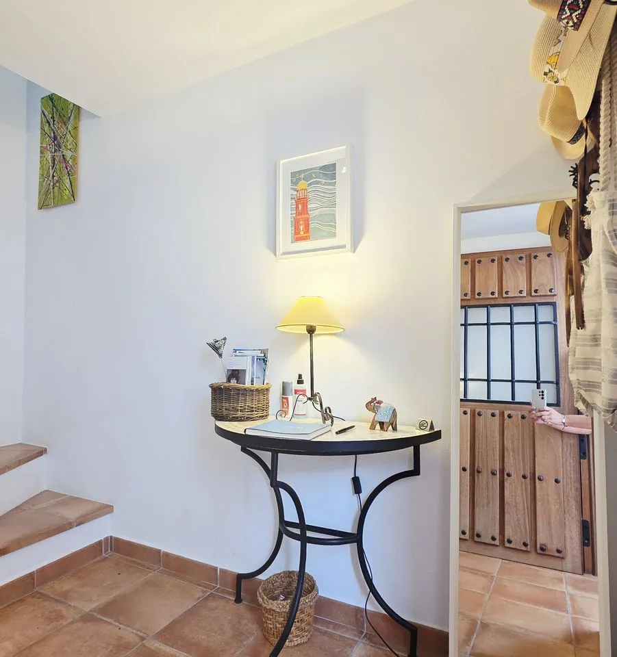 871333ac-c8b2-4ed3-a6b6-6c243a80bc15