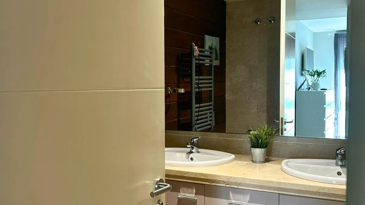 b7eb2aa8-18ba-4ff2-98df-aa6e48fc0a63