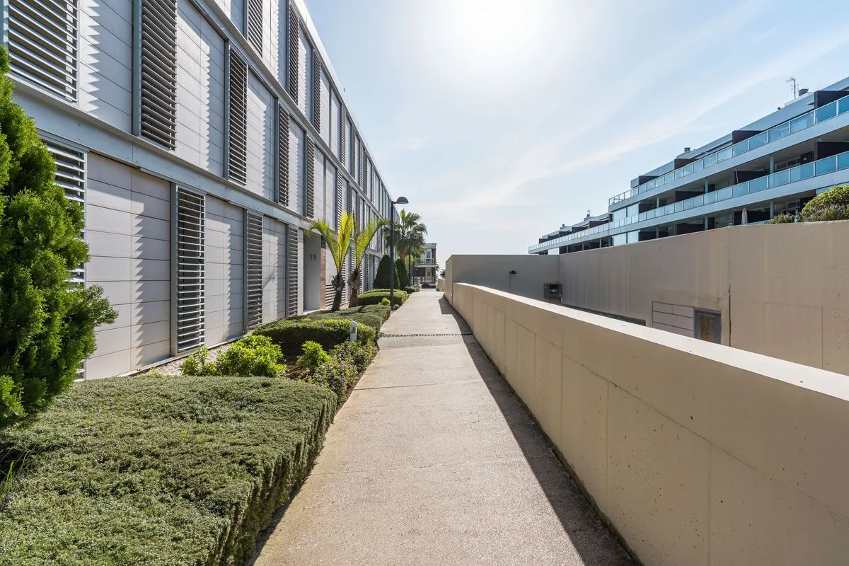 dba7057a-6115-4ef0-98bc-e5c79cb5e867