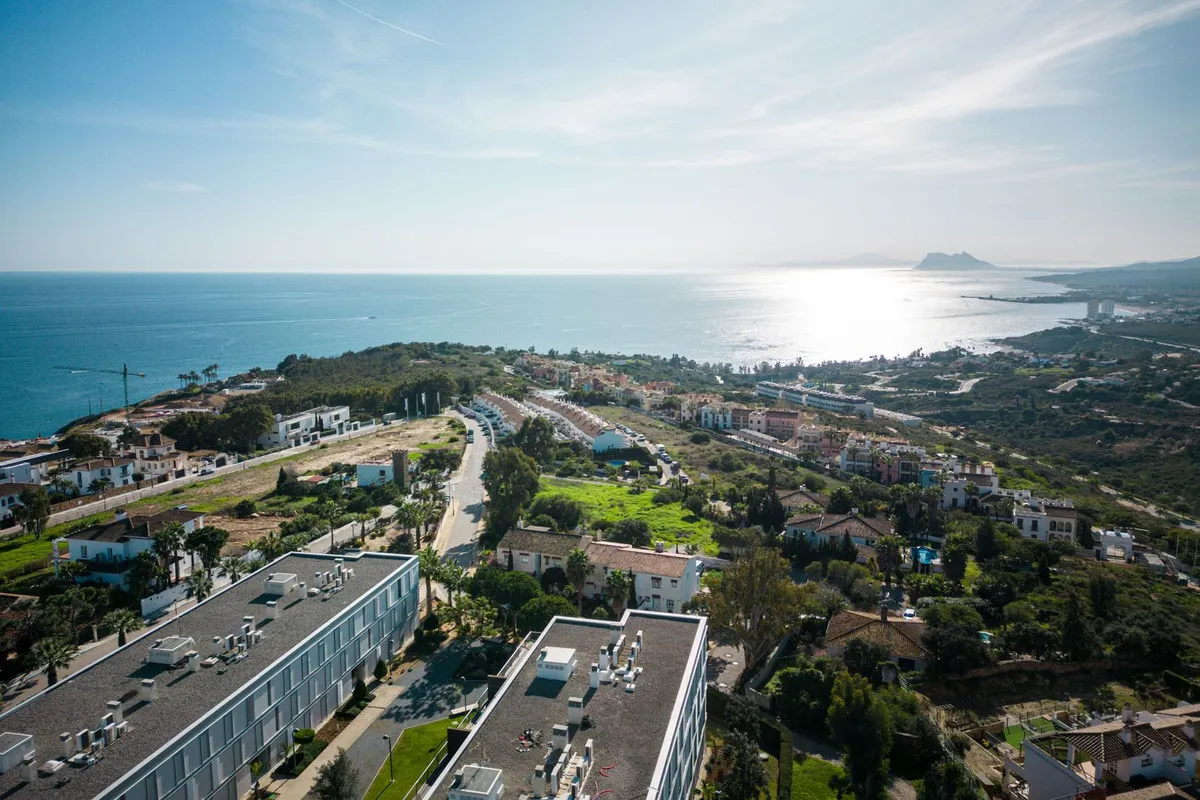 dc32d2d6-c0f2-4346-a435-0e1cf5b6d8c7