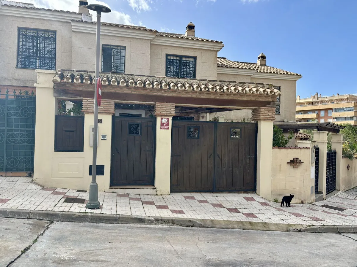 0255fc85-b28d-4934-aeb1-9d90669543b9