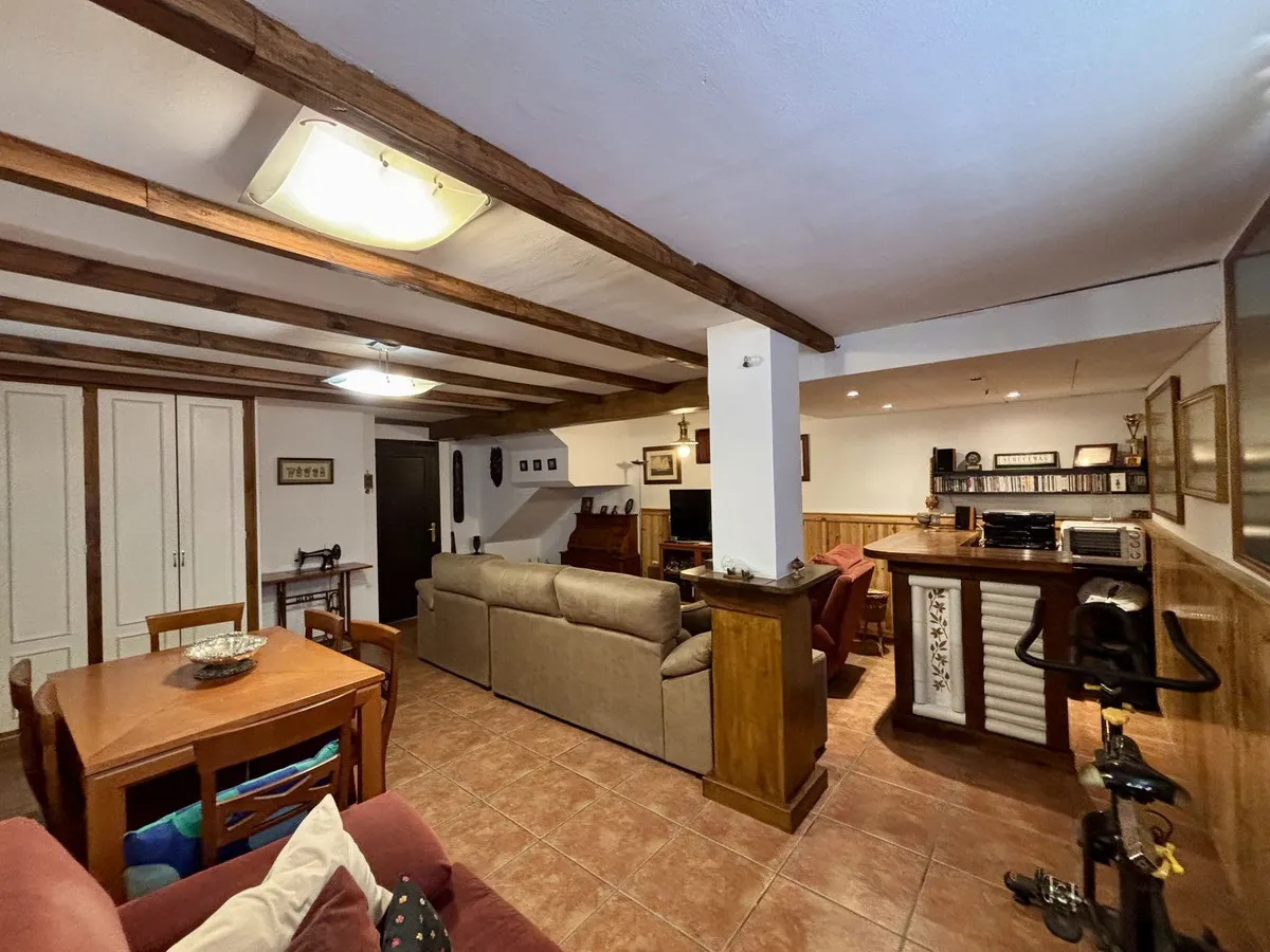 24c08080-613e-47d3-9215-4a84cc89b2ba