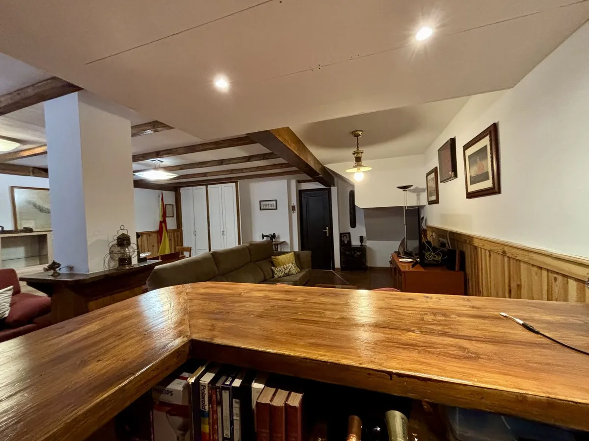 4dbb255f-f07f-4764-affa-095b0ac47680