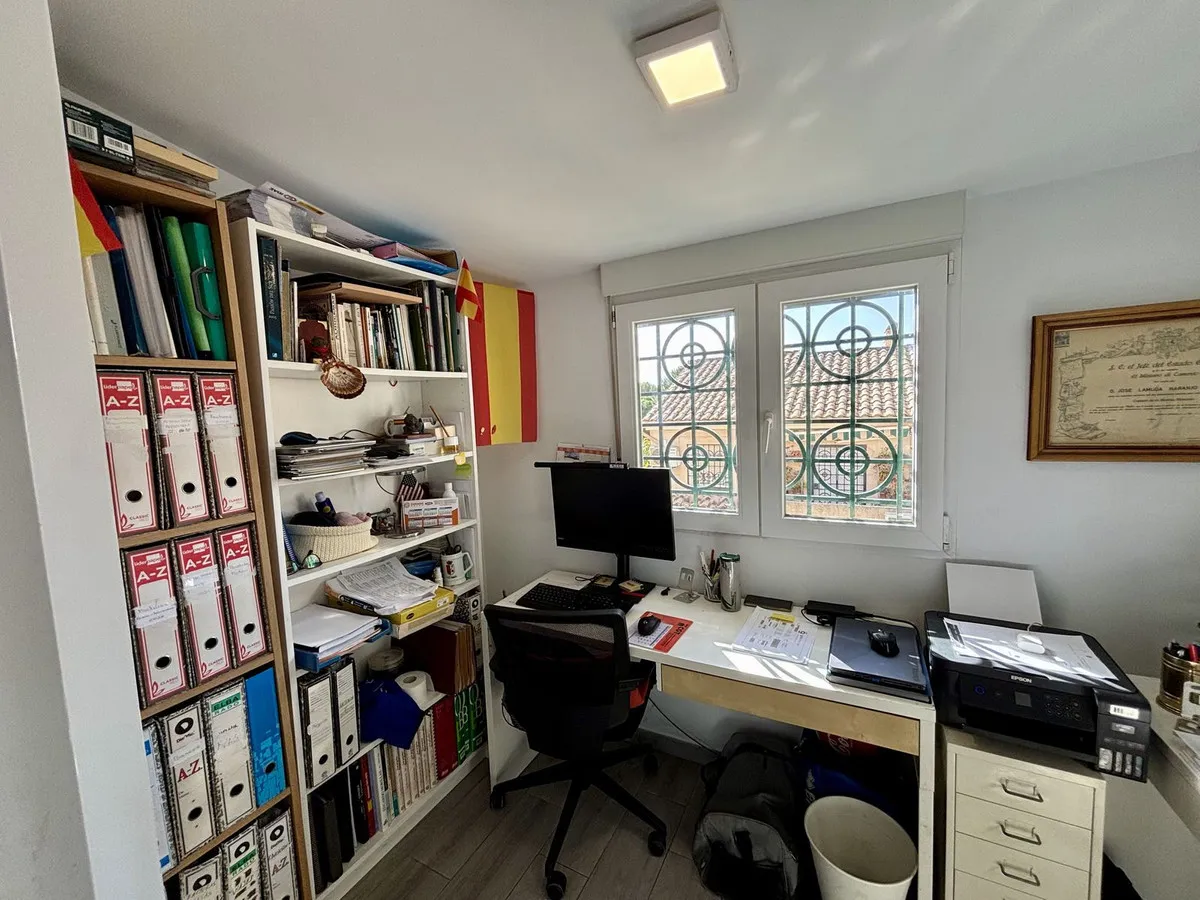 50b97478-b9ef-4d27-8fac-cbe7d1ec6506