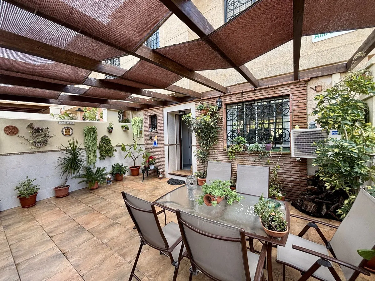 8221092c-5b39-44e6-a9db-62da015b8d65