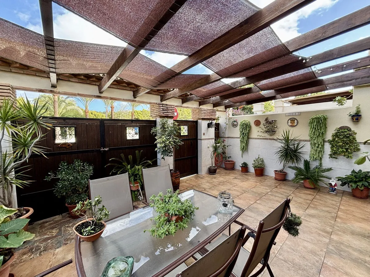 Charming Townhouse in Puerto de la Torre, Málaga