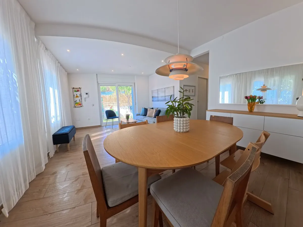 581da9ca-7000-4198-9c91-188c07e571b0