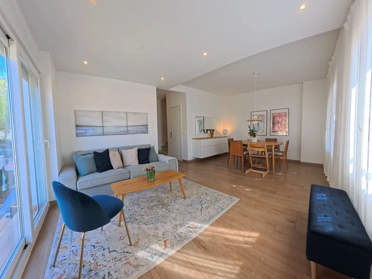 b08c0086-8605-4e4c-bbf2-149d59ae1288