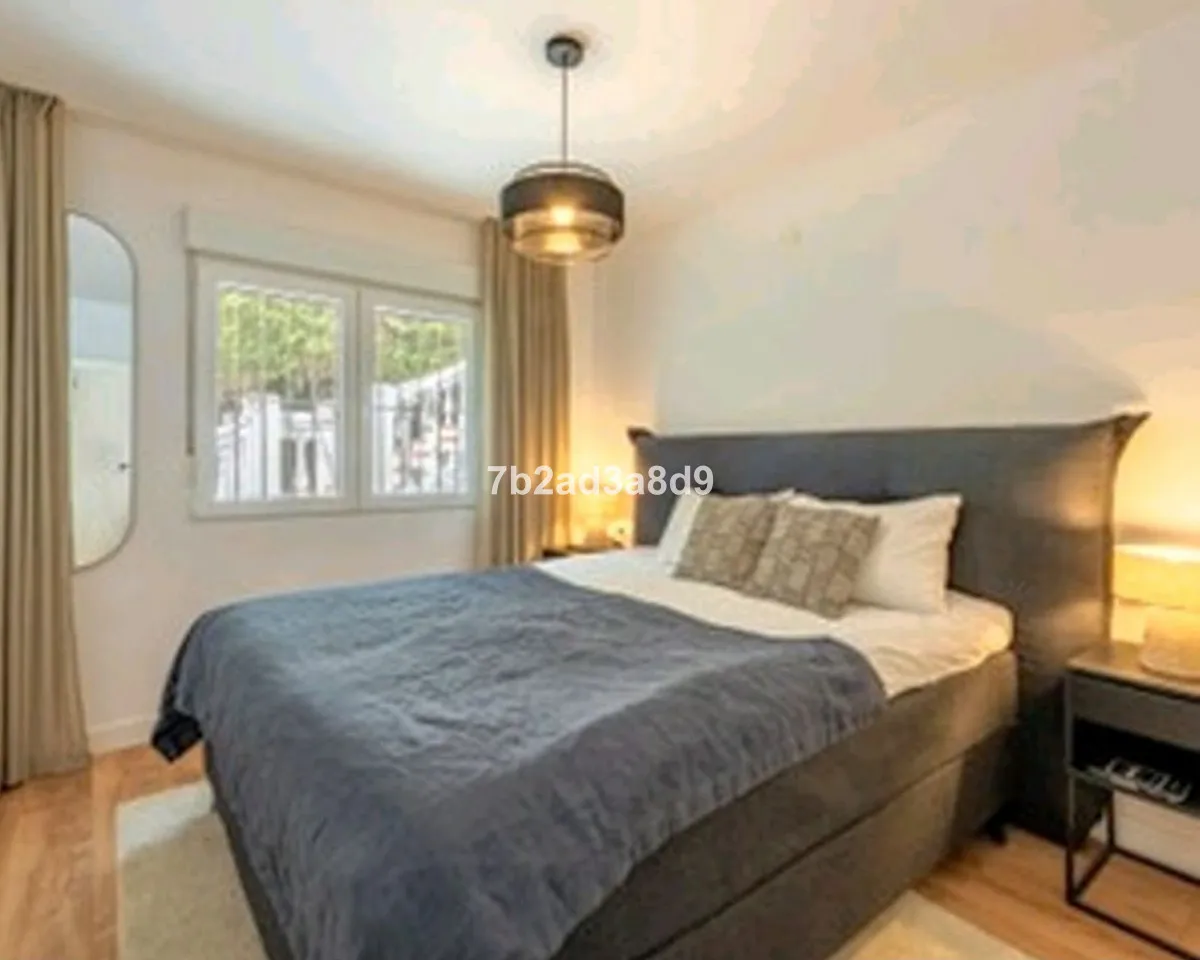 1da5e6fc-b694-45c5-a6cb-cd753bceac61